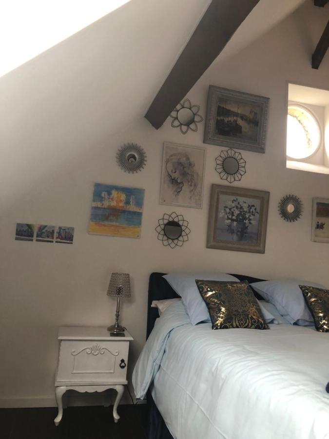 Bed and Breakfast Ancien Relais De Poste The Old Post Office Saint-Martial-d'Albarede Exterior foto